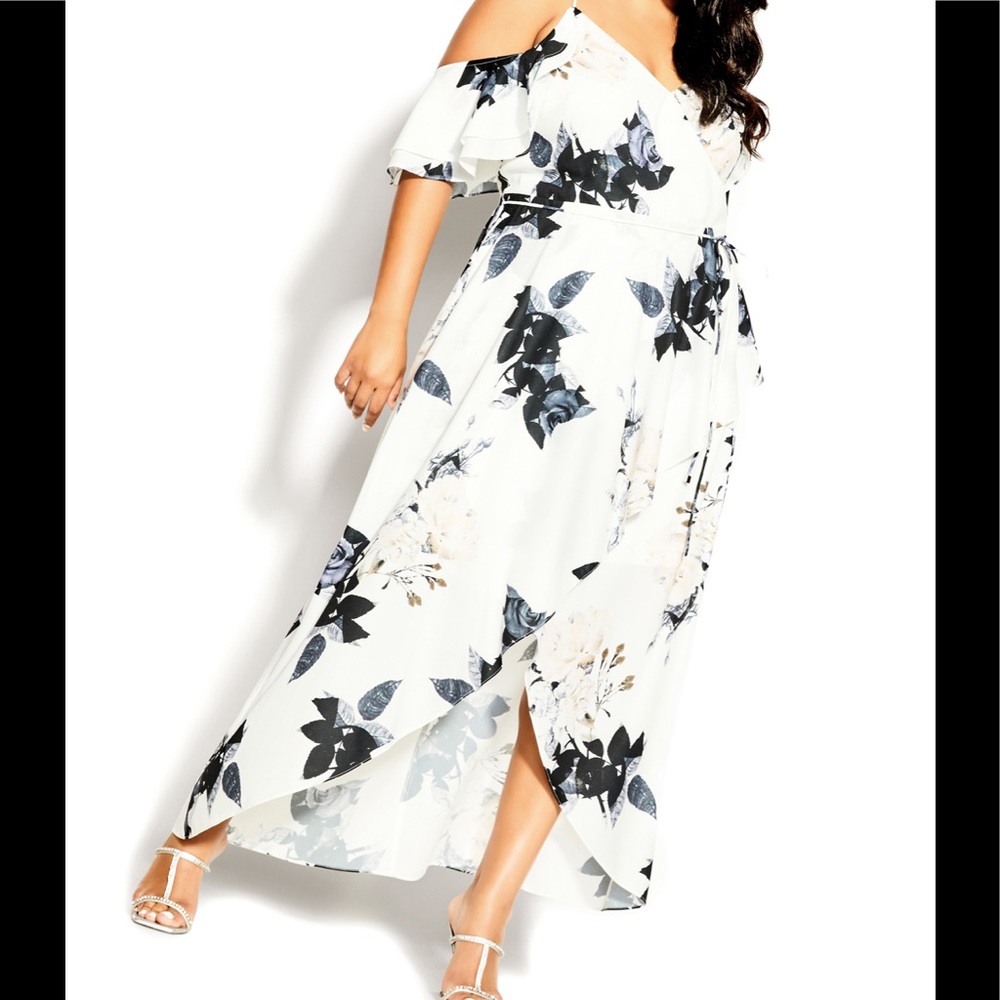 City Chic cream floral delicate ruffle maxi dress size large NWT